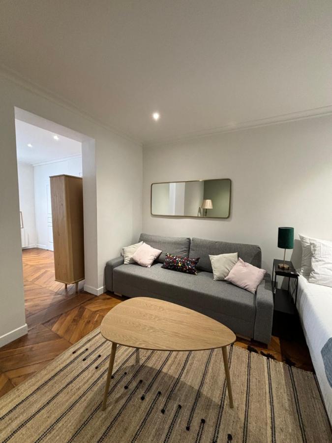 Appartement Le Reveur - Parking Gratuit, Wifi, Rer C Choisy-le-Roi