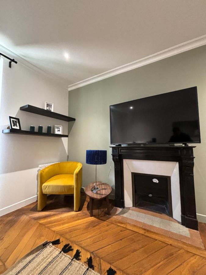 Le Reveur - Parking Gratuit, Wifi, Rer C Appartement Choisy-le-Roi